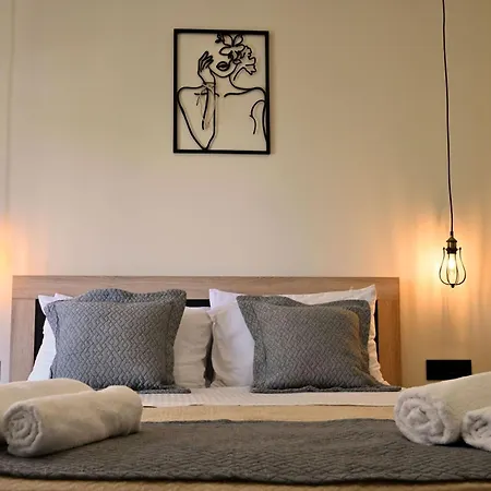 Calliope's Rhodes Comfort