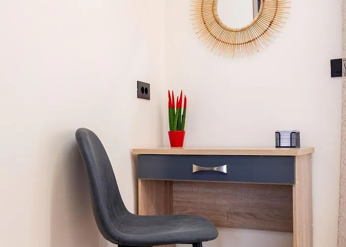 Calliope's Rhodes Comfort Apartment *